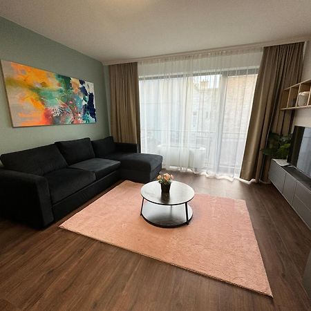 Odejjo! Apartment Будапеща Екстериор снимка