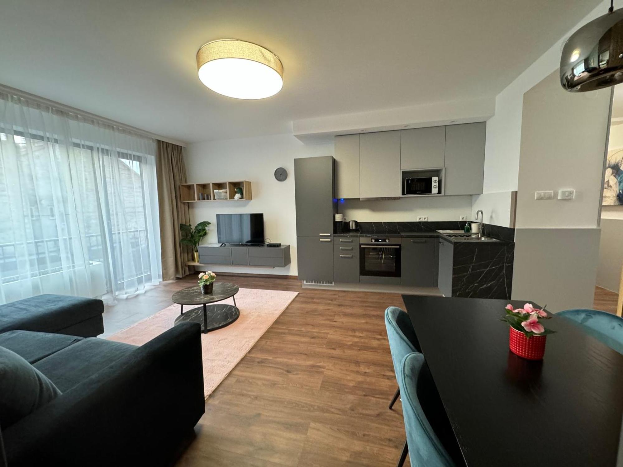 Odejjo! Apartment Будапеща Екстериор снимка